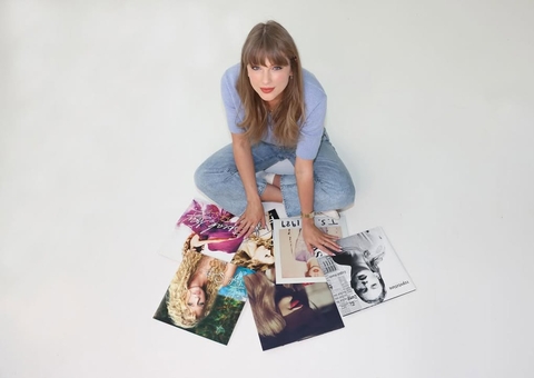 Taylor Swift vence disputa e compra direitos sobre os seus 6 primeiros álbuns