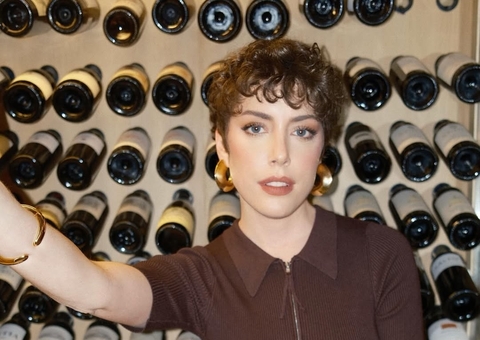 Fabiana Justus revela menopausa precoce induzida durante tratamento contra leucemia