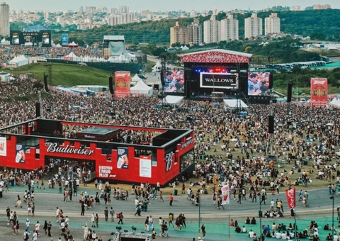 Lollapalooza divulga datas de venda de ingressos e valores do Lolla Pass para 2025