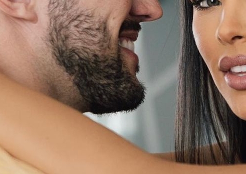 Ex-BBBs Ivy Moraes comemora 1º Dia dos Namorados com Arthur Picoli 