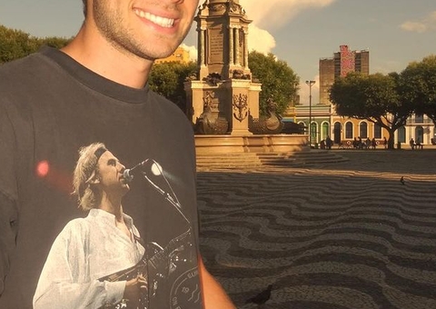 Ator de 'This is Us' mostra passeio em Manaus com visita ao Teatro Amazonas