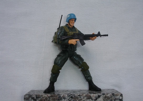 Exército cancela licitação de R$731 mil em bonecos e kits de churrasco