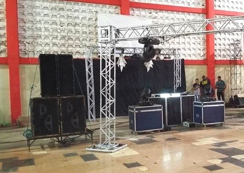 Serviços para eventos levam perto de R$ 800 mil de Apuí