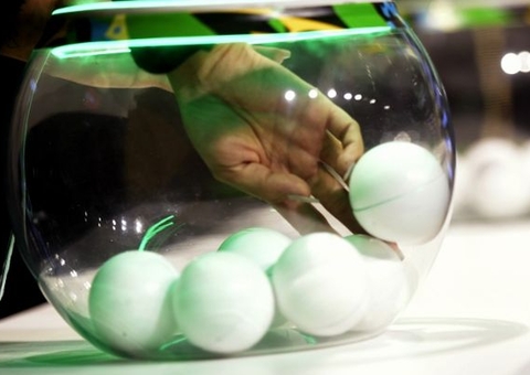 Jogador inglês é investigado por violar regra de apostas 375 vezes