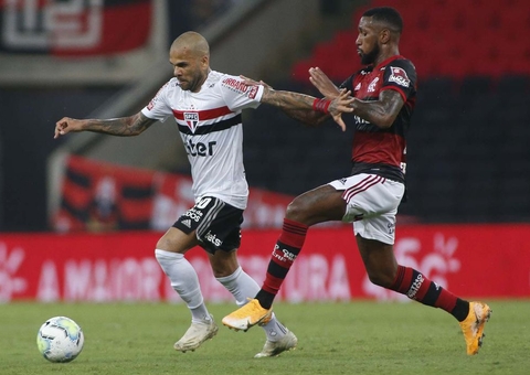 Flamengo encara São Paulo em busca de título do Brasileiro