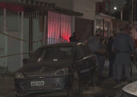 Casa pega fogo e três crianças morrem carbonizadas 