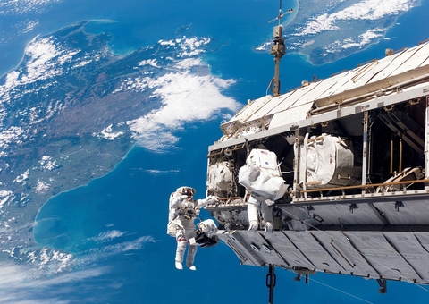 Primeiro voo privado para a estação espacial será em Janeiro 