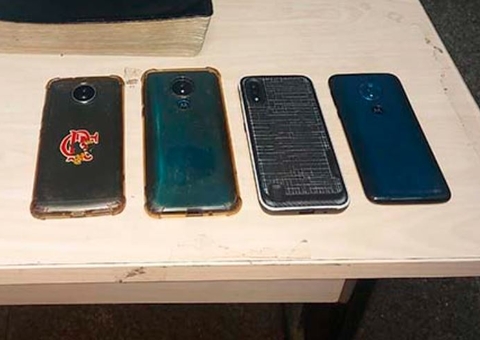 Homem aterroriza passageiros de ônibus durante assalto em Manaus