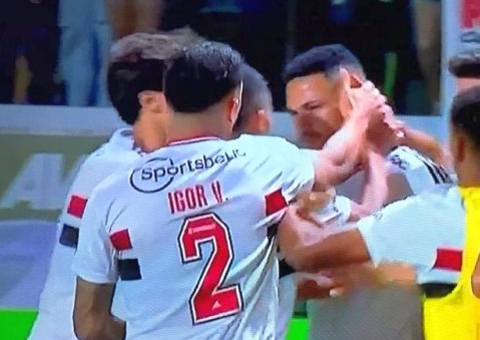 Com indefinição no gol, São Paulo se prepara para enfrentar Athletico-PR