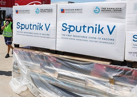 Amazonas anuncia contrato para 1 milhão de doses da vacina russa Sputnik V 