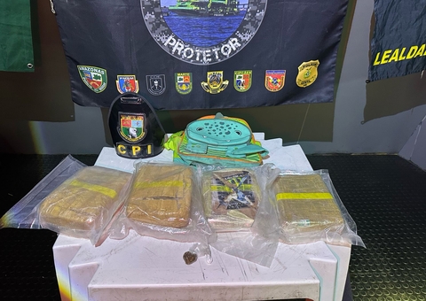 PM apreende maconha escondida em mochila infantil em Barcelos