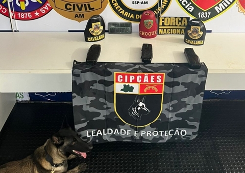 Cocaína avaliada em R$ 133 mil é achada no banheiro de barco em Coari