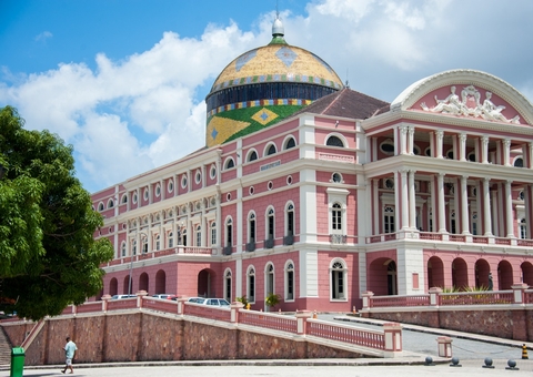 Teatro Amazonas completa 126 anos neste sábado; veja horários para visitação