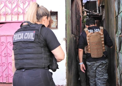 Traficantes são presos durante operação policial em Manaus