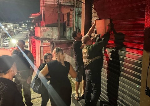 Bares são interditados durante fiscalização em Manaus