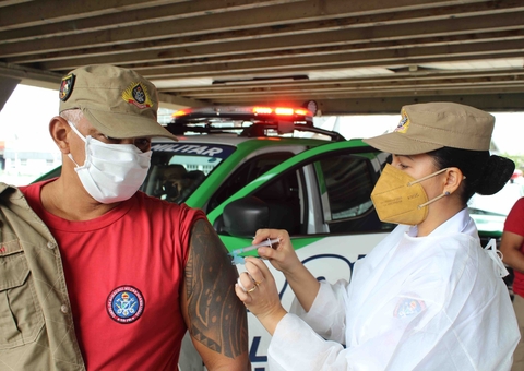 Covid: Vacinação de agentes da segurança já atingiu 80,7% da meta em Manaus