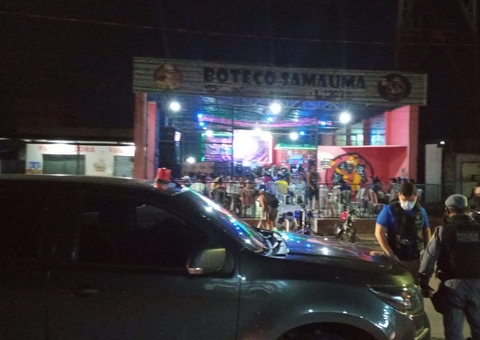 Bares lotados são autuados durante  fiscalização em Manaus