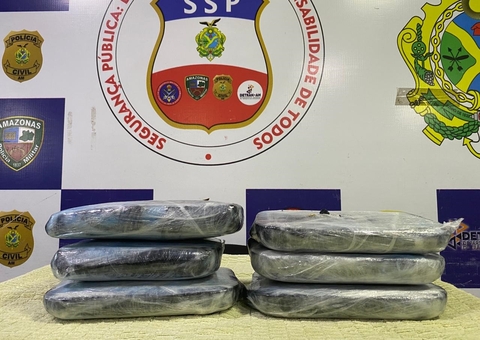 Dupla é presa com drogas avaliadas em R$ 487 mil em embarcação no rio Solimões 