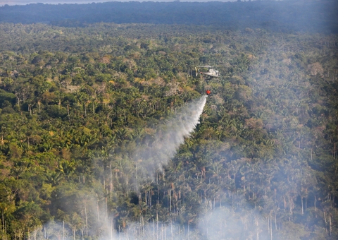 Marinha reforça combate às queimadas no Amazonas
