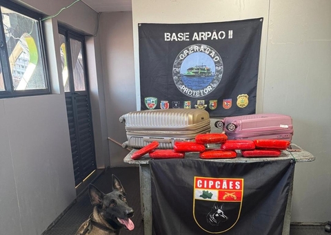 Mulher é presa com mais de R$ 450 mil em drogas dentro de mala no Amazonas