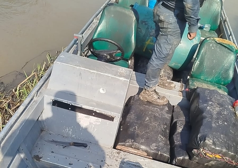 Polícia apreende 362 kg de drogas após confronto com narcotraficantes no Amazonas