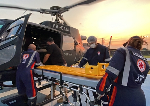 Vítima de acidente de trânsito recebe resgate aeromédico ao ser transferida para Manaus