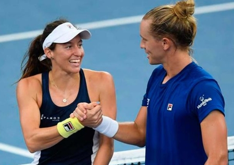 Stefani e Matos conquistam inédito título de duplas para o Brasil no Australian Open