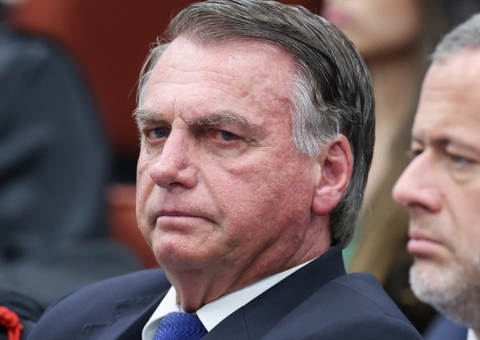 Defesa de Bolsonaro indica nove advogados para julgamento no STF