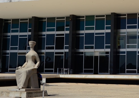 STF autoriza licença de 180 dias para servidor federal pai solo