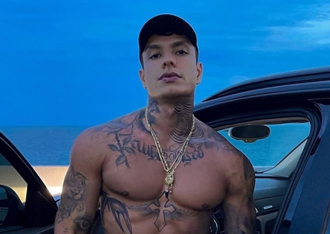 Ex-noivo de Sthe Matos chega à Farofa da GKay 