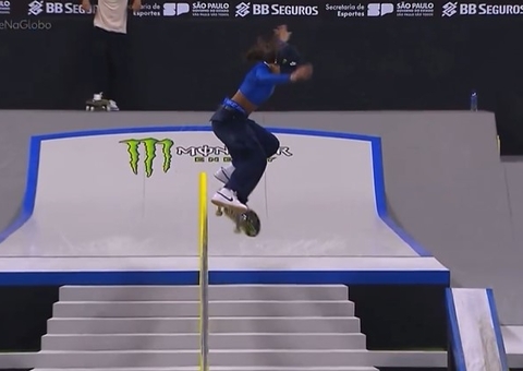 Rayssa Leal se torna primeira tricampeã da Liga de Skate Street