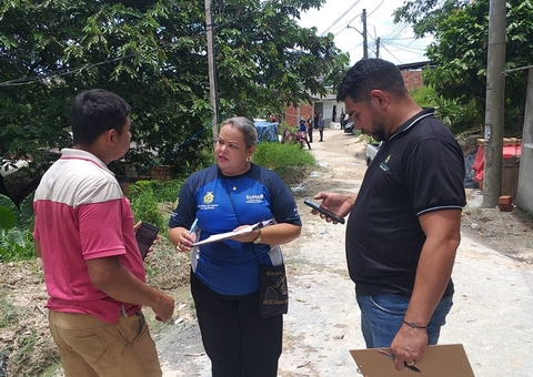 Governo atende famílias afetadas por desabamento na comunidade Fazendinha