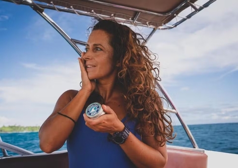 Surfista morre após ataque de peixe espada na Indonésia