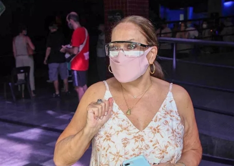 Aos 78, Susana Vieira é vacinada contra covid-19 no Rio 