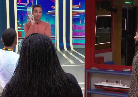 BBB23: Internautas se irritam  com Tadeu Schmidt após mandos e desmandos de Boninho 