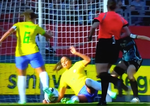 Brasil joga bem e derrota seleção da Alemanha em casa