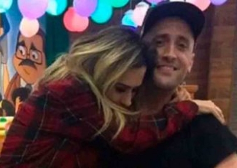 Tatá Werneck desmarca live de orações para Paulo Gustavo: 'aflita'