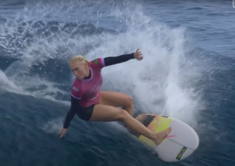 Tati Weston-Webb garante final do surfe e vai disputar ouro nas Olimpíadas