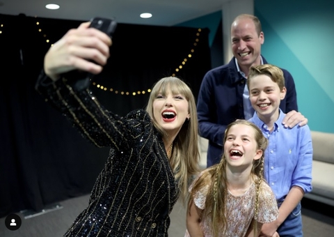 Príncipe William dança muito em show de Taylor Swift com os filhos em Londres; vídeo