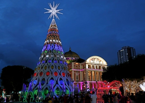 Espetáculo de Natal no Teatro Amazonas inicia apresentações nesta sexta; veja programação