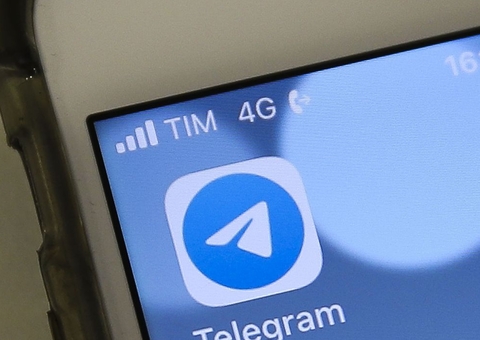 STF multa Telegram em R$ 1,2 milhão por não bloquear conta de Nikolas Ferreira