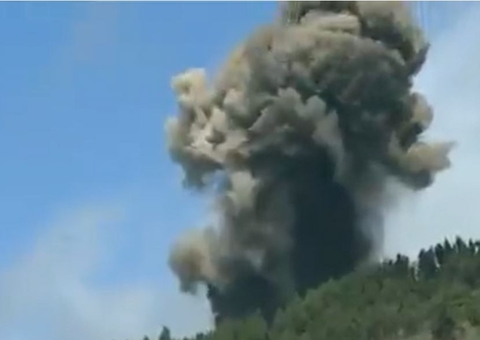 Vulcão que pode causar tsunami no Brasil entra em erupção; acompanhe ao vivo