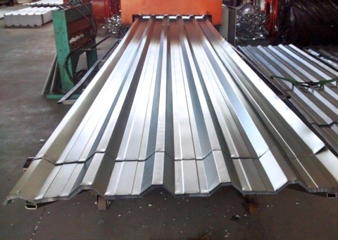 Em Guajará, alumínio vai eliminar goteira por R$ 402 mil