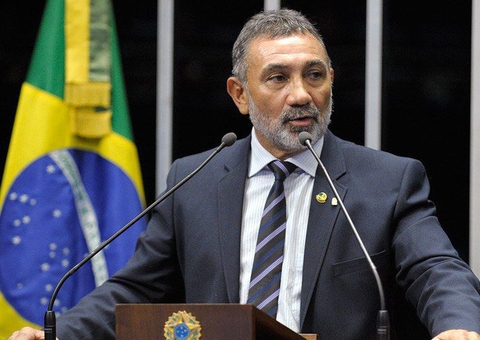 Senador chama delegado da PF do Amazonas de covarde após denúncia ao STF