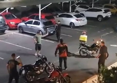 Justiça mantém prisão de entregadores envolvidos em briga com morador de condomínio em Manaus