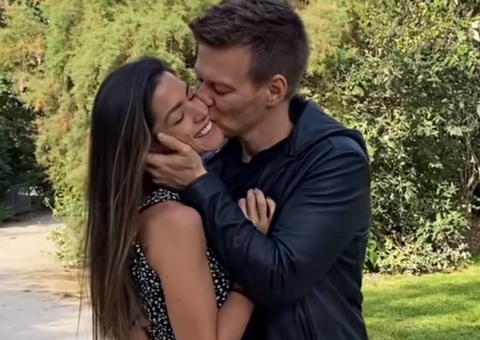 Thais Fersoza revela frequência sexual com Michel Teló: ‘me satisfaz’