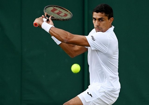 Thiago Monteiro vence número quatro do mundo na Copa Davis