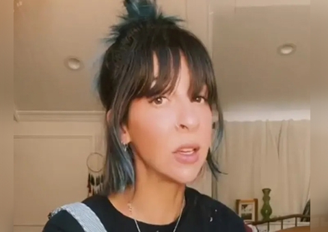 Seguidores acionam polícia após vídeos bizarros de influenciadora do TikTok