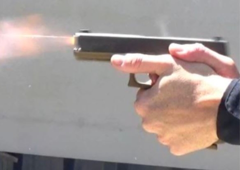 Jovem é baleado na cabeça por justiceiro durante arrastão em Manaus