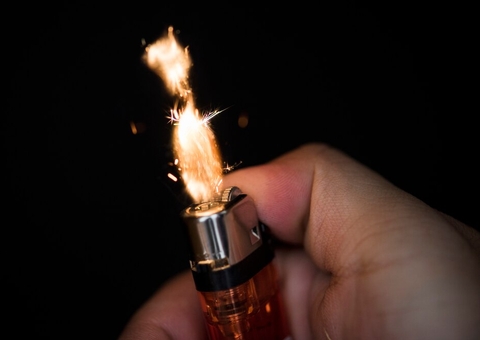 Pais denunciam filho foragido após homem ameaçar incendiar casa no Educandos